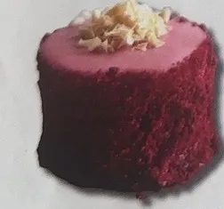 Elegante Himbeer Mono Kuchen