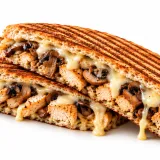 Hähnchen-Champignons-Käse-Sandwich